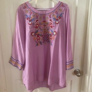 Floral Embroidered Women's Blouse in Lavender